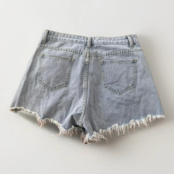 Pearls Beaded Ripped Raw Hem Denim Shorts Size Large Light Wash Gem - Picture 6 of 6